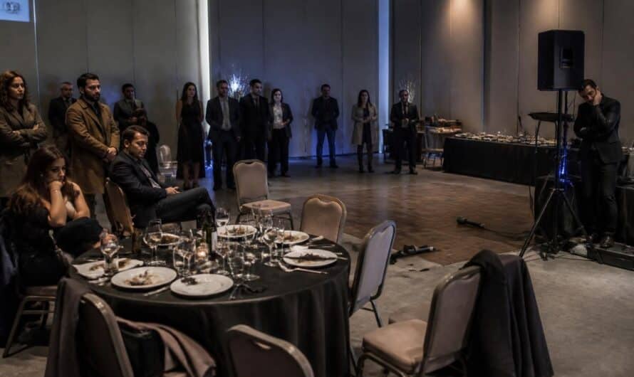 découvrez les 7 erreurs courantes à éviter pour réussir l'organisation de votre soirée d'entreprise et garantir une événement mémorable et sans accroc.